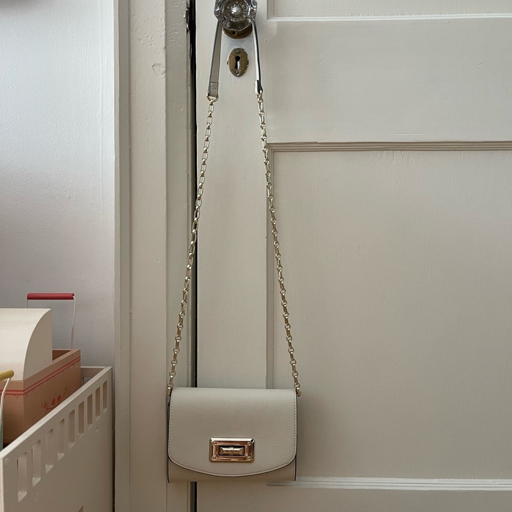 Vegan leather purse.